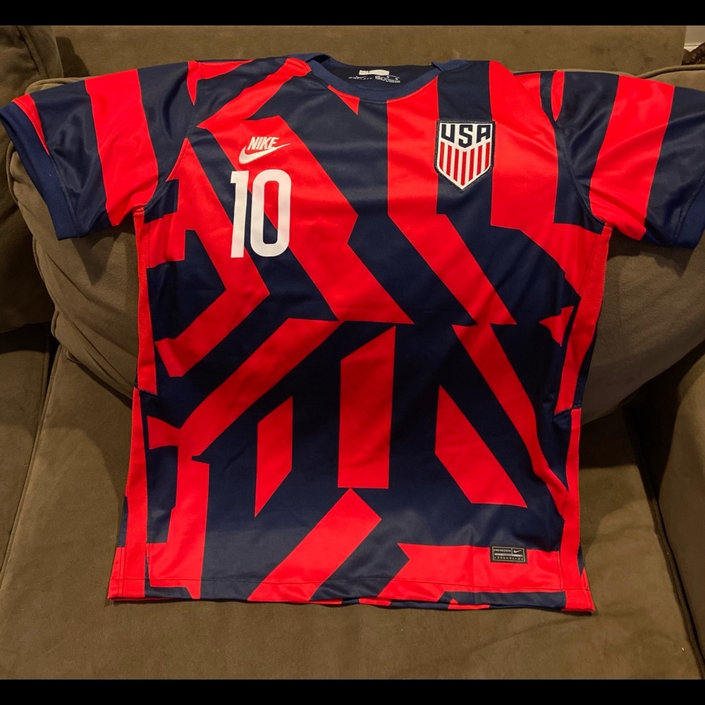NWT! Nike Dri-Fit Pulisic USA Jersey